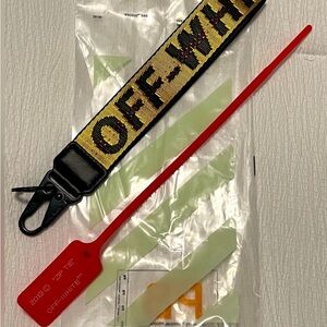off white keychain (only keychain)